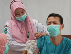 Pegawai RSUD Pandega Pangandaran Diberikan Imunisasi Hepatitis B